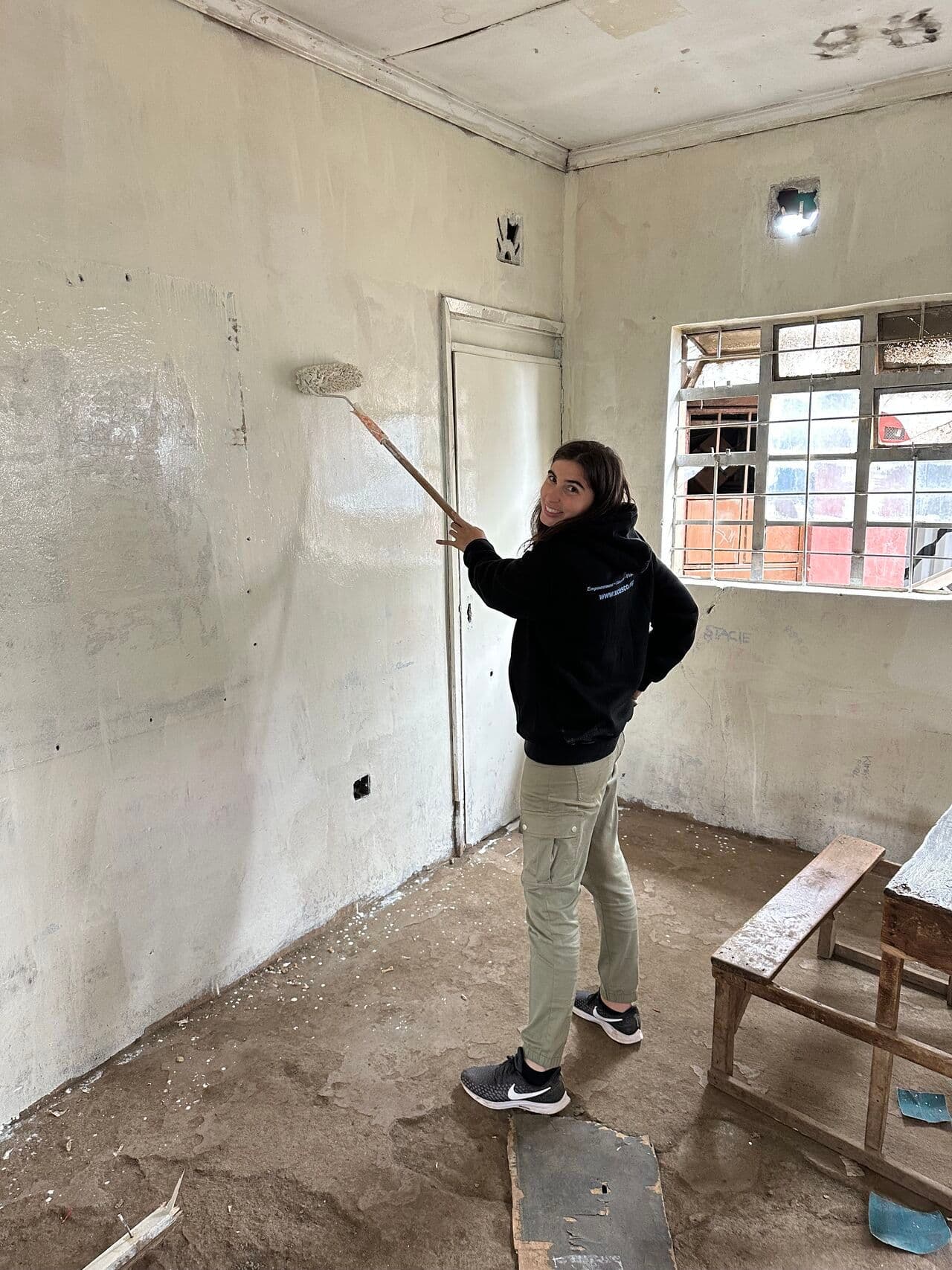 Bring Color to Lives | Volunteer in Community Painting & Beautification Projects