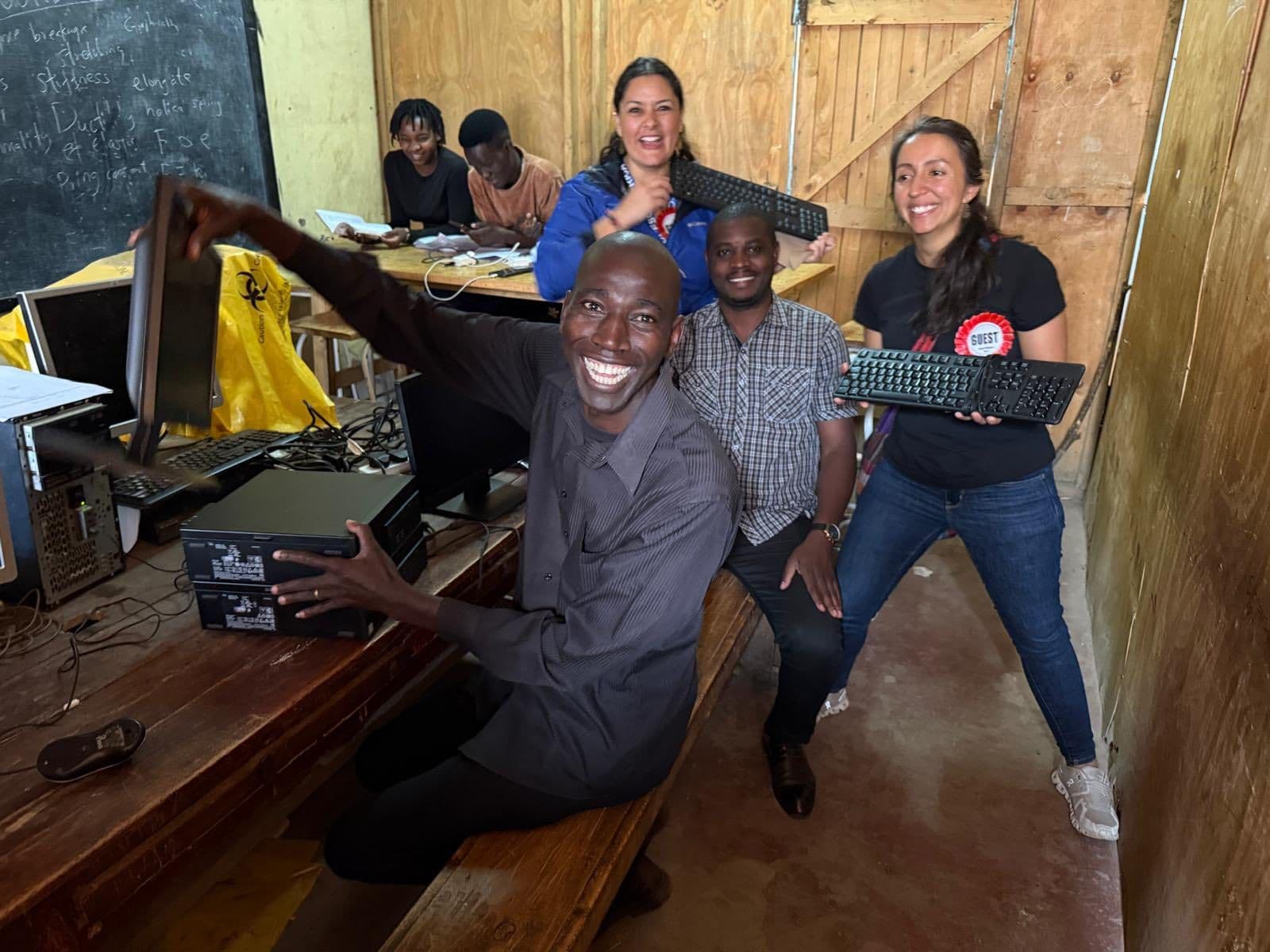 ICT, Web Design & Computer Skills Training Volunteer Assistant 5